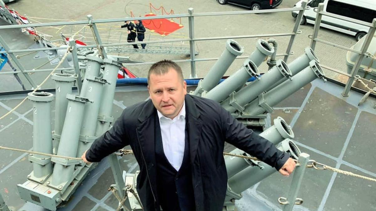 Мэра Днепра Филатова* заподозрили в бегстве с Украины