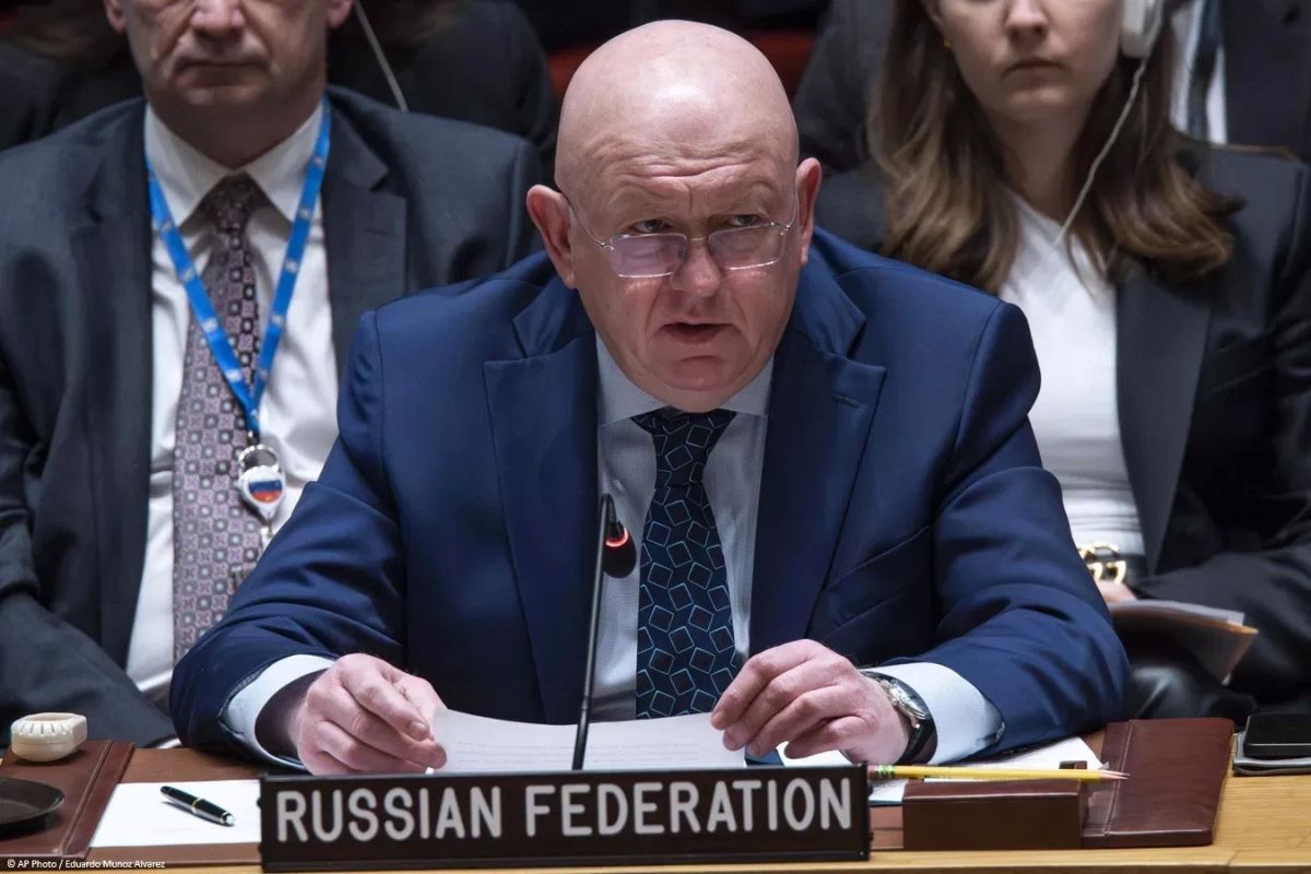 "Безрассудные действия Киева привели к эскалации в Черном и Азовском морях"