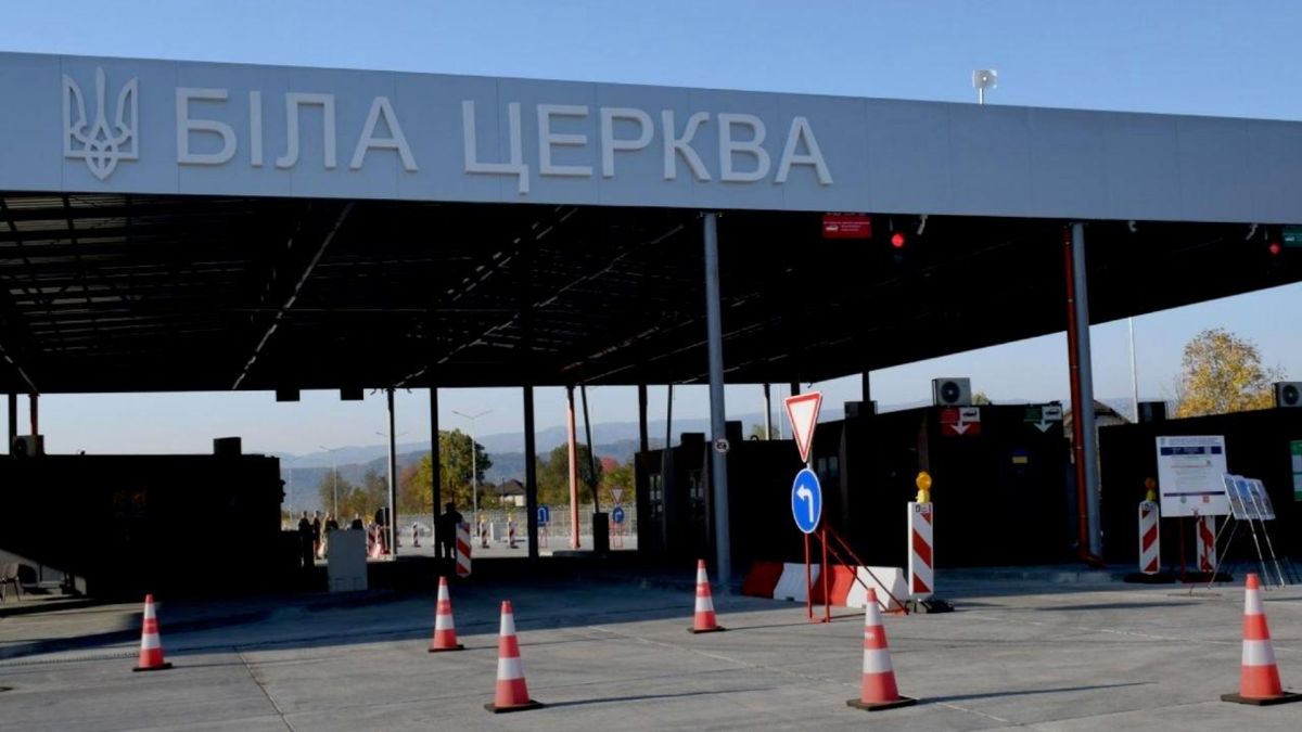 Раскольник спасал от фронта за доллары, Киев требует денег у ЕС на границу. Западная Украина за неделю