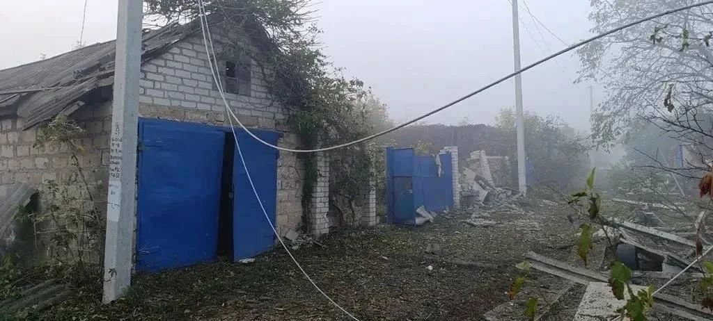 В ЛНР после украинских ударов погиб взрослый и ребёнок, а также 13 человек ранено, сообщил Леонид Пасечник