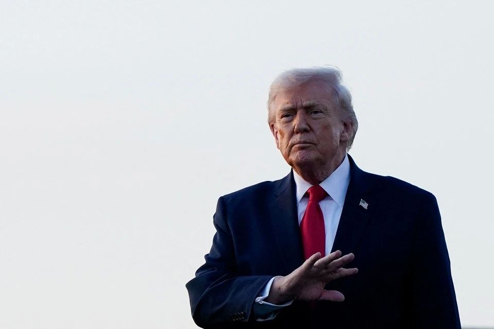 Трамп потребовал от Зеленского провести выборы на Украине