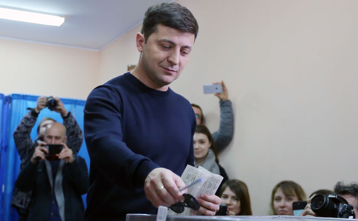 Правительство Украины «впало в ступор» после призыва сменить Зеленского с поста