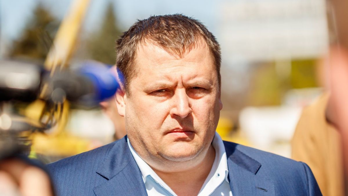 Мэр Днепропетровска покинул Украину из-за расследования НАБУ