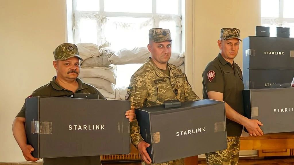 США ограничили Украине скорость терминалов Starlink до 160 км/ч в движении без уведомления, что сорвало ряд операций ВСУ пишет противник
