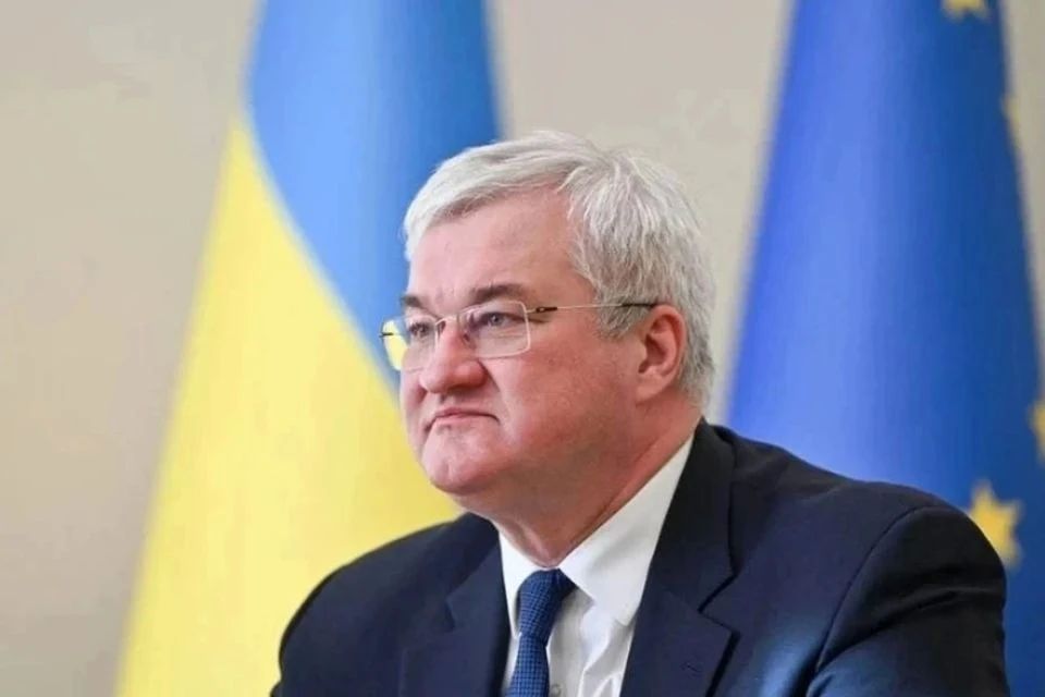 Менее чем за два года мы прошли путь от «у вас нет карт» до «не разыгрывайте свои карты»
