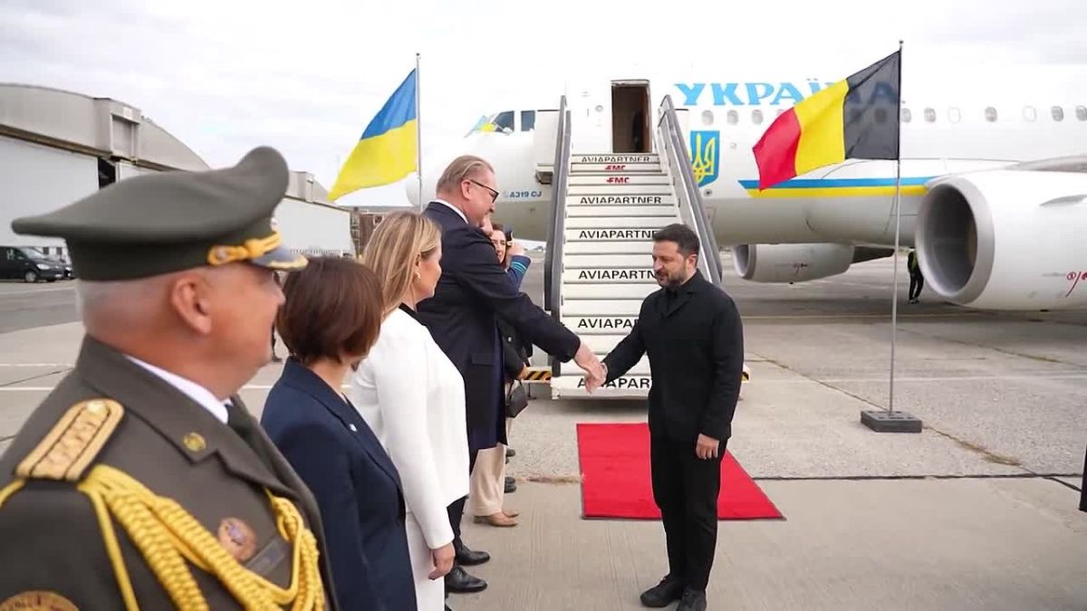 «Дайте денег жертве Трампа»