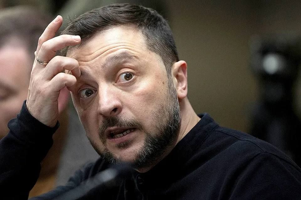 Роман Насонов: Зеленский заявил, что не уйдет в отставку, и отказывается проводить выборы президента