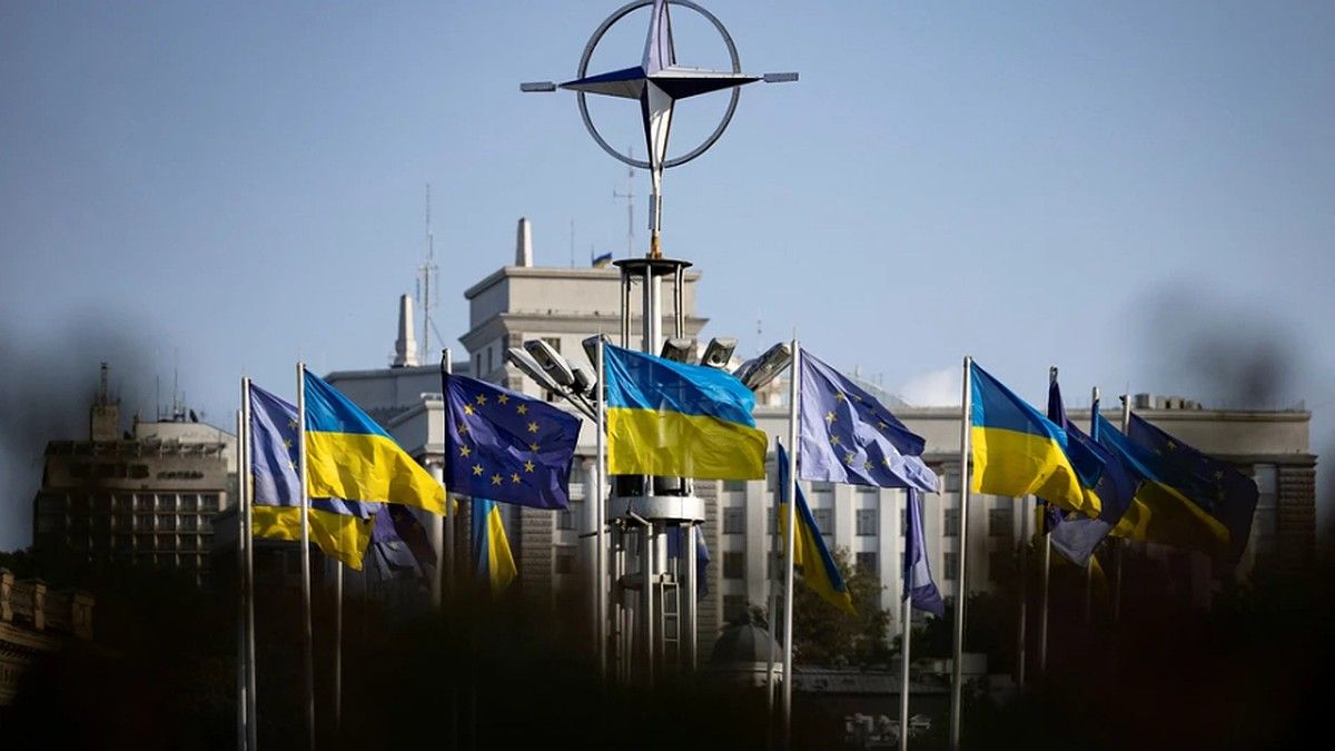 Politico: союз Трампа и Путина грозит подорвать решимость ЕС в отношении Украины