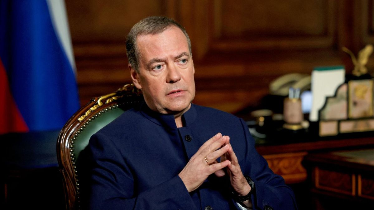 "До крови укусил кормящую руку": Медведев вынес приговор Зеленскому