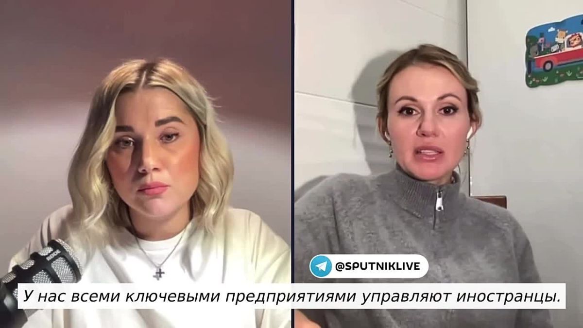 "Мы сами себе не принадлежим, мы — банановая республика, которой управляют во всем" — депутат Верховной рады Украины Анна Скороход высказалась о "незалежности" своей страны