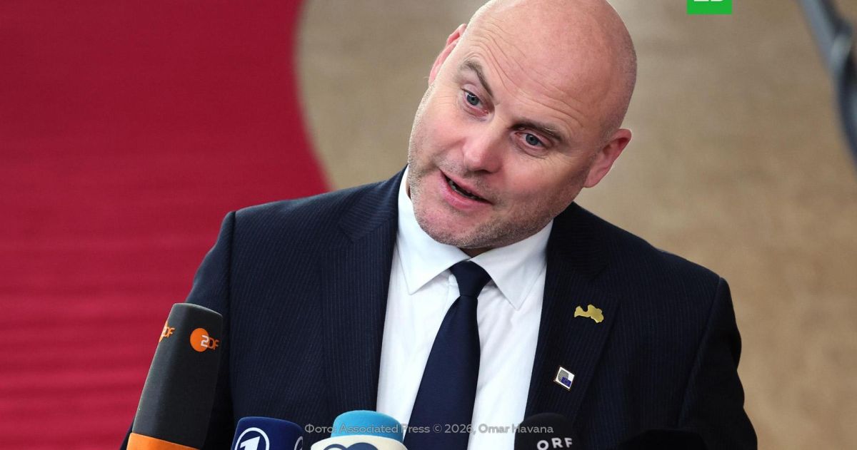 Премьер Латвии призвал европейцев помочь Украине ради «круассанов и кофе»