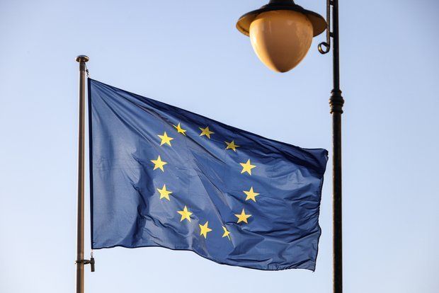 Лидеры ЕС отложили решение о дополнительном финансировании Украины на 70 миллиардов евро
