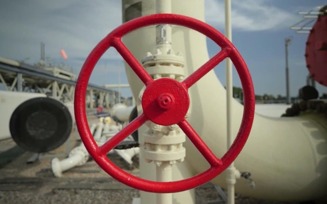 Поставки российского сжиженного природного газа в Европу за девять месяцев 2026 года выросли до 12 млн тонн, превысив прошлогодний показатель, заявил вице-премьер Александр Новак