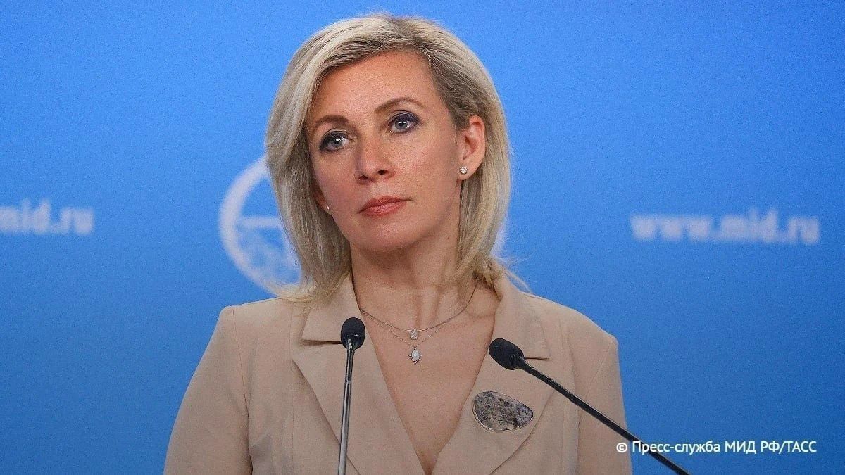 Мария Захарова указала на двойные стандарты Макрона в отношении протестов и протестующих