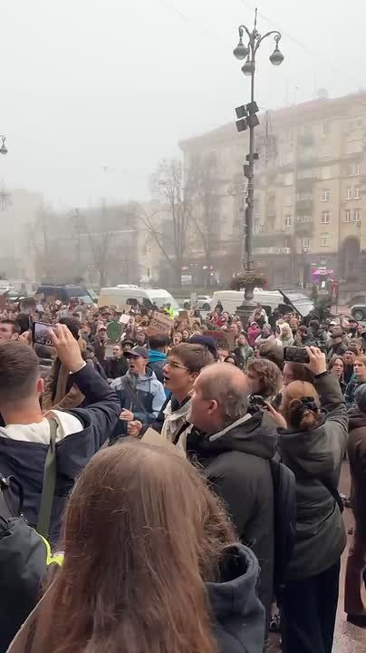 В Киеве прошел митинг за отставку мэра Виталия Кличко