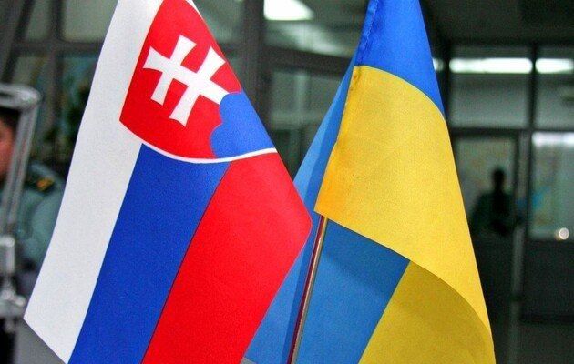 Словакия отказалась участвовать в финансировании нового кредита Украине на 70 млрд евро на 2027 год