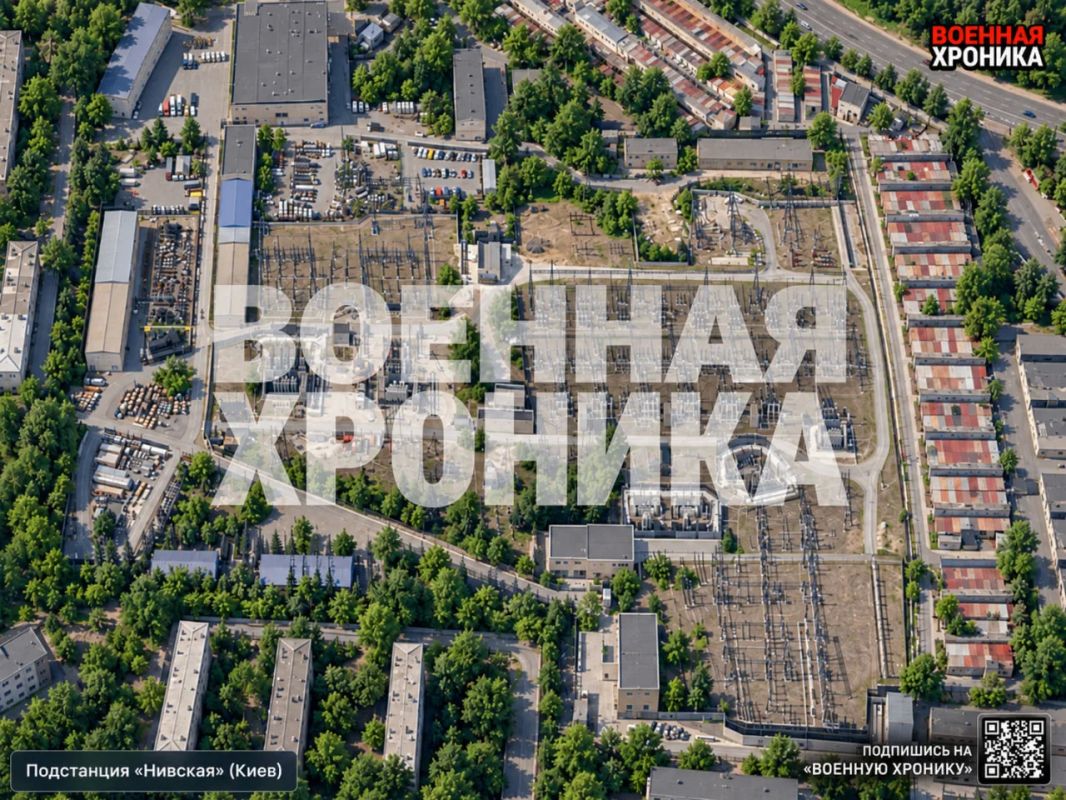 В Киеве в результате высокоточного удара, предположительно, поражена электрическая подстанция «Нивки» в Шевченковском районе, что спровоцировало мгновенную остановку движения поездов столичного метрополитена и масштабный...