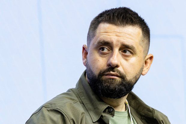 «УП»: Арахамия стал ближе к Зеленскому после увольнения Ермака