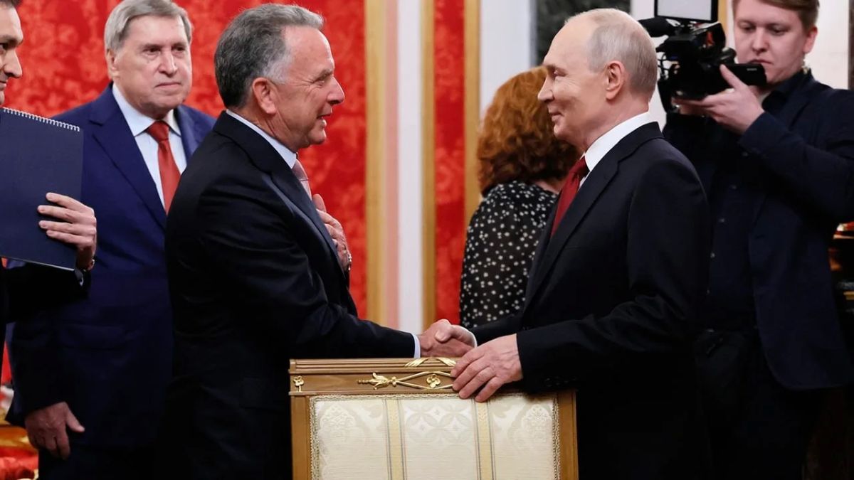 Анатолий Кузичев: А теперь давайте посмотрим на встречу Путина с Уиткоффом немного под другим углом