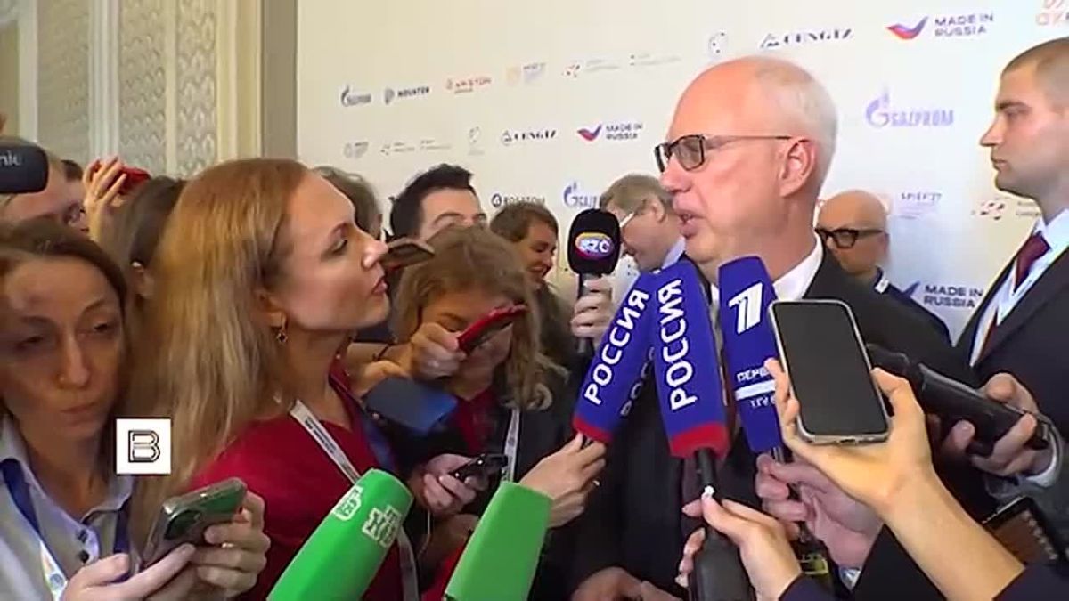 XIX Веронский экономический форум в Стамбуле проходит в символичном месте — во дворце Чираган, где в июле прошлого года проходили прямые переговоры России и Украины