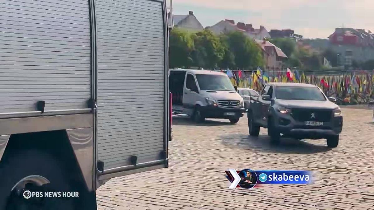 Киев продолжает устраивать шоу для иностранных спонсоров
