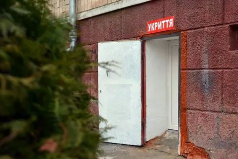 На Украине ввели ограничения по использованию убежищ в школах и детских садах