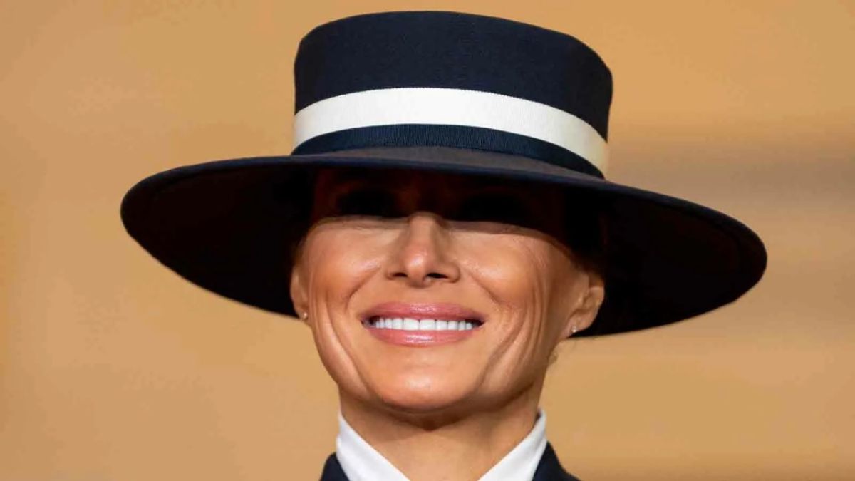 Пиар Мелании Трамп на несчастных Алёшках