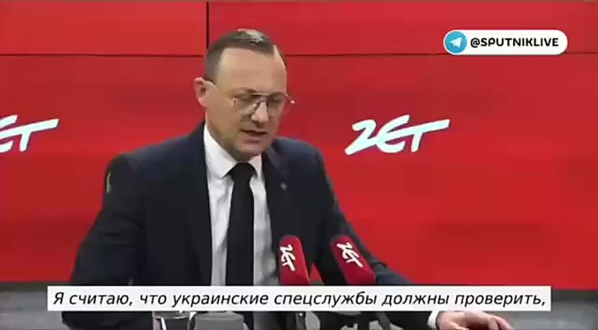 Решение властей Львова объявить 2027-й годом УПА* и Шухевича "попахивает российской провокацией", заявил пресс-секретарь президента Польши Лешкевич
