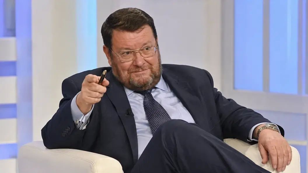 "Чудо, что страна еще существует": Сатановский указал на предателей