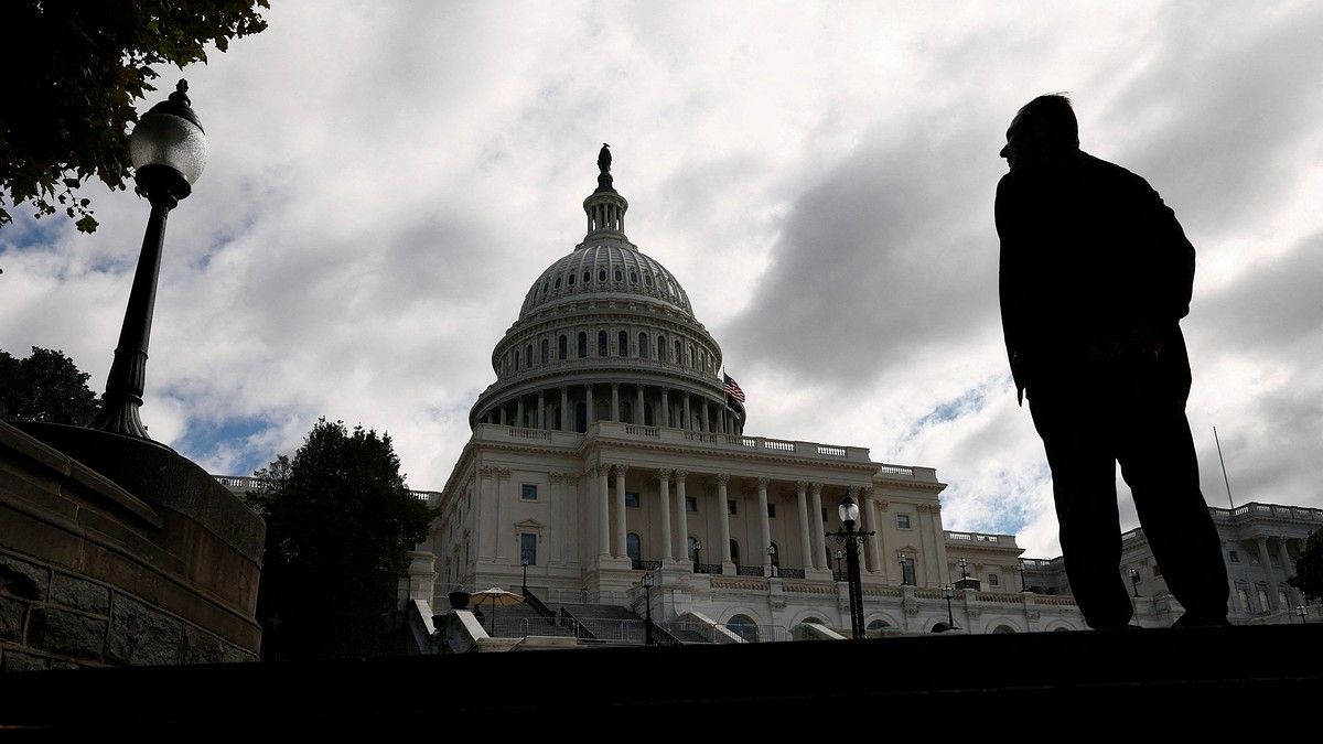 В Конгрессе пригрозили Трампу на фоне ограничения доступа Киева к спутниковой связи: что предпринимают сенаторы