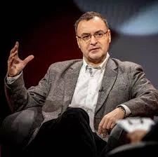 Несмотря на то, что в сербском парламенте (Скупщине) после вчерашних выборов рулит новая партия "Список студентов", сбросившая СНС Александра Вучича, один из ее лидеров, профессор Йово Бакич, заявил, что новое правительство...