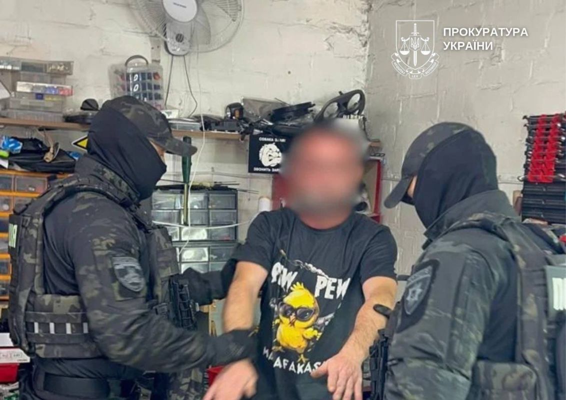 Два жителя Киева за 24 000 долларов оформляли инвалидность для тех, кто хотел получить отсрочку