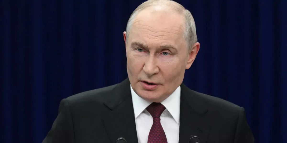 На коленях перед Путиным: Брюссель всячески мешал миру, а теперь ждет приглашения за стол переговоров