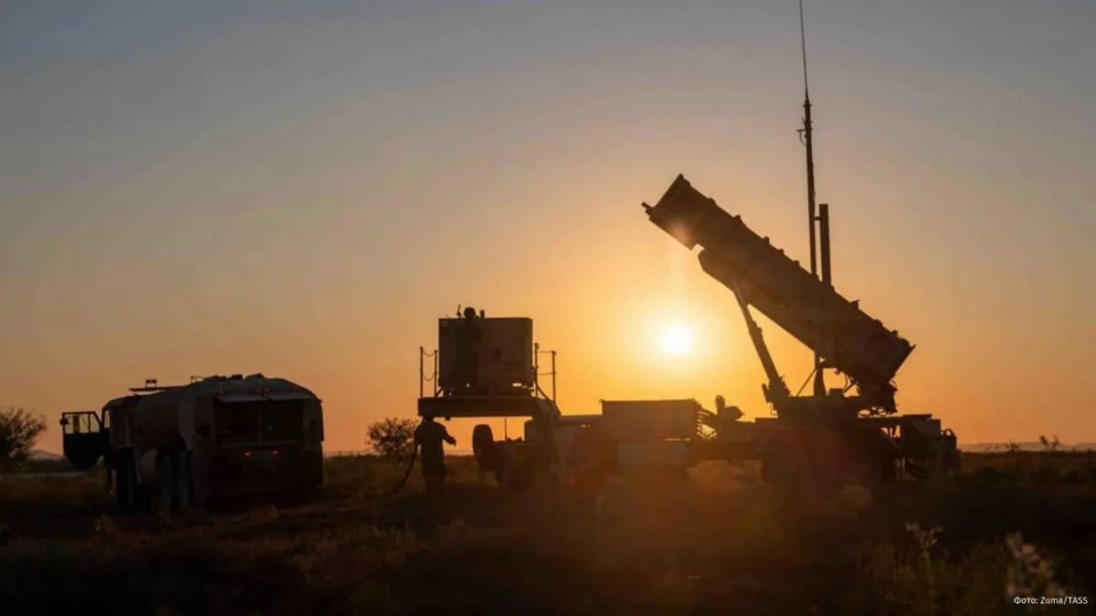 Италия почти год не отправляет Киеву военную помощь — и продолжает откладывать новую поставку: 13-й пакет уже укомплектован, но его отправку переносят в третий раз, сообщает La Repubblica