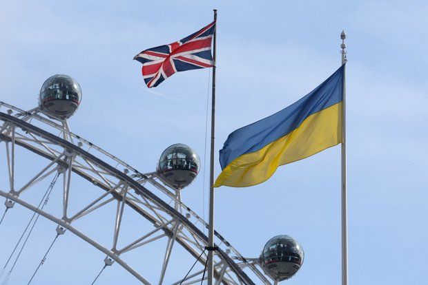 FT: Союзники Киева вне ЕС выделят Украине в пять раз меньше денег в 2027 году