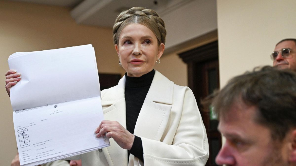 "Не при этих цыплятах!": Тимошенко смеется над прокуратурой и давит на суд