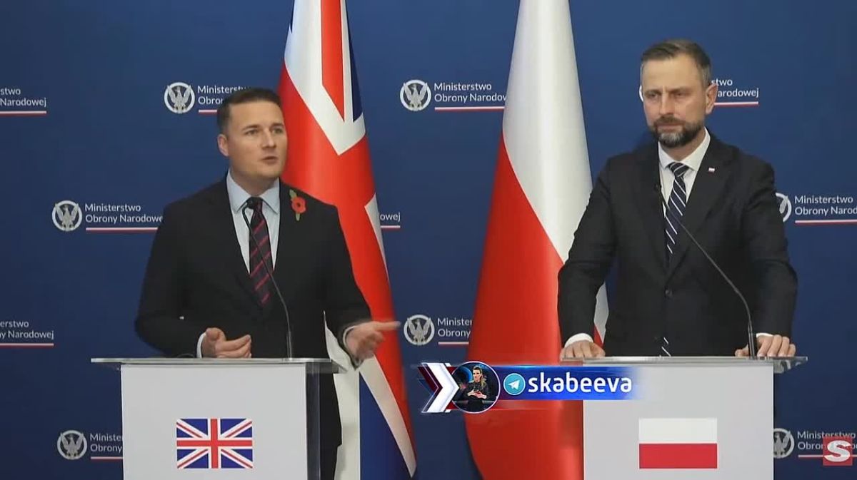 На выходных Стритинг заявил The Telegraph, что Великобритания должна подготовиться к войне с Россией за 1000 дней