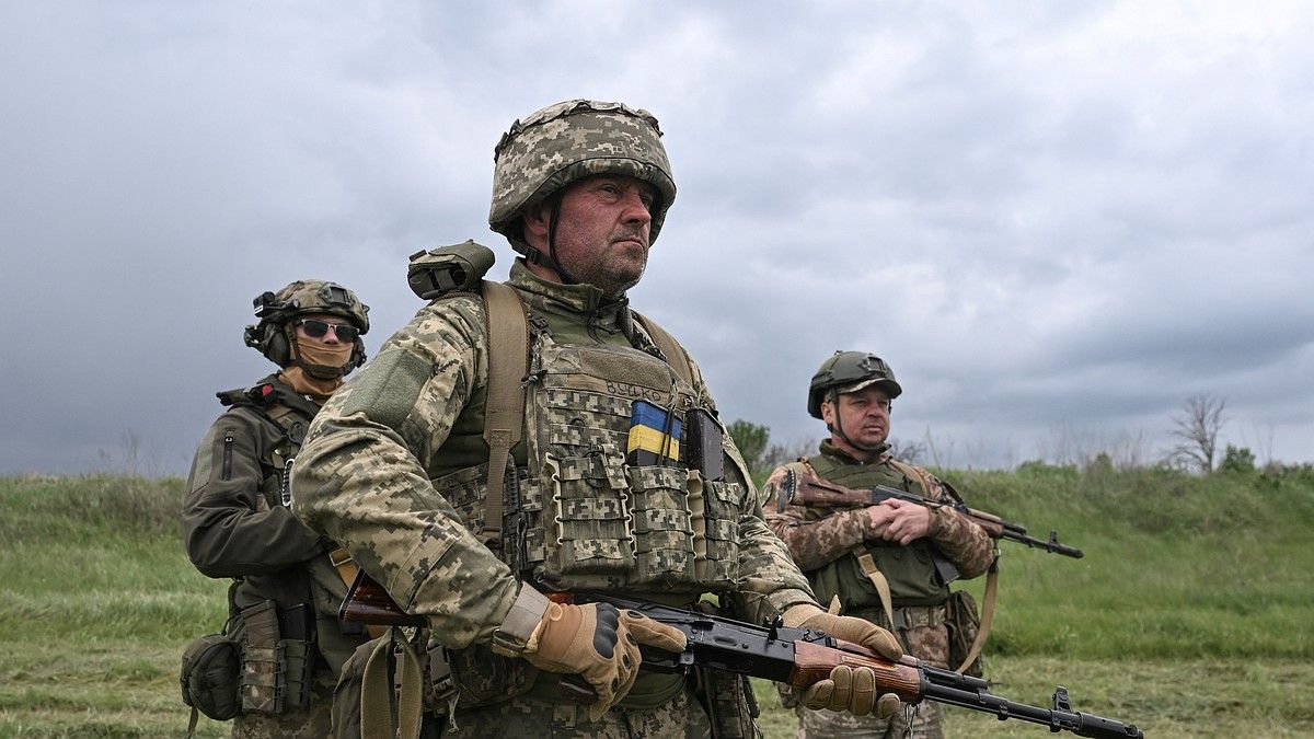Киев предпочитает убивать вместо мира: Украину сравнили с умирающим зверем в агонии