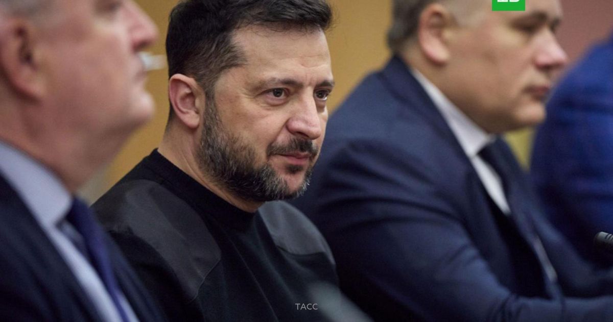 Захарова: Зеленский одержим идеей продолжения конфликта