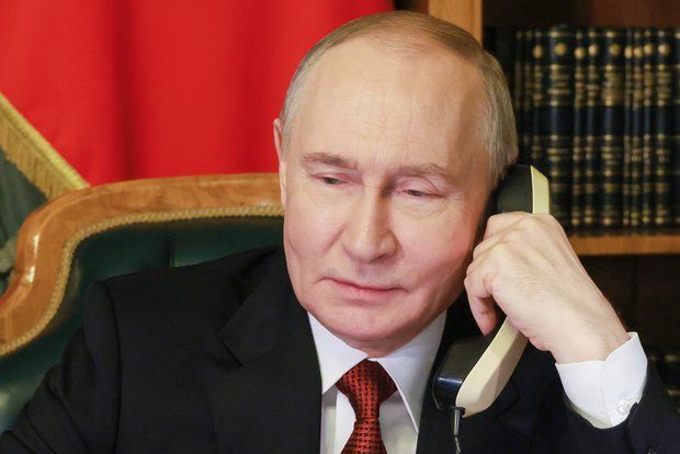 Telegraph: Разговор Путина со Стуббом и Стере расколол ряды союзников Украины