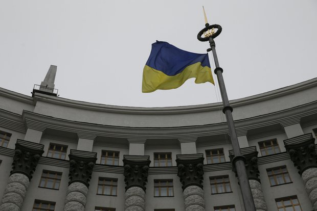 Bloomberg: Нацбанк Украины спрогнозировал сокращение экономики впервые с 2022 года