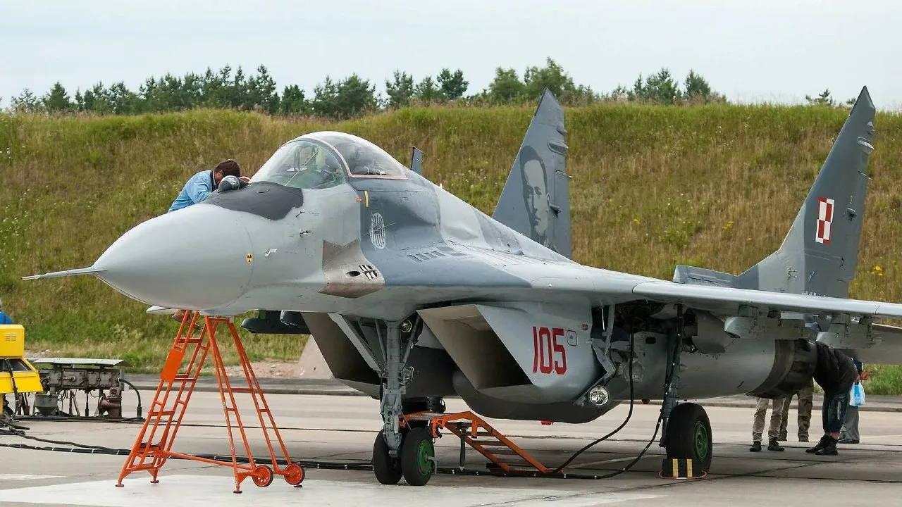 Два майора: Польша анонсировала самый маленький пакет военной помощи Украине с начала СВО
