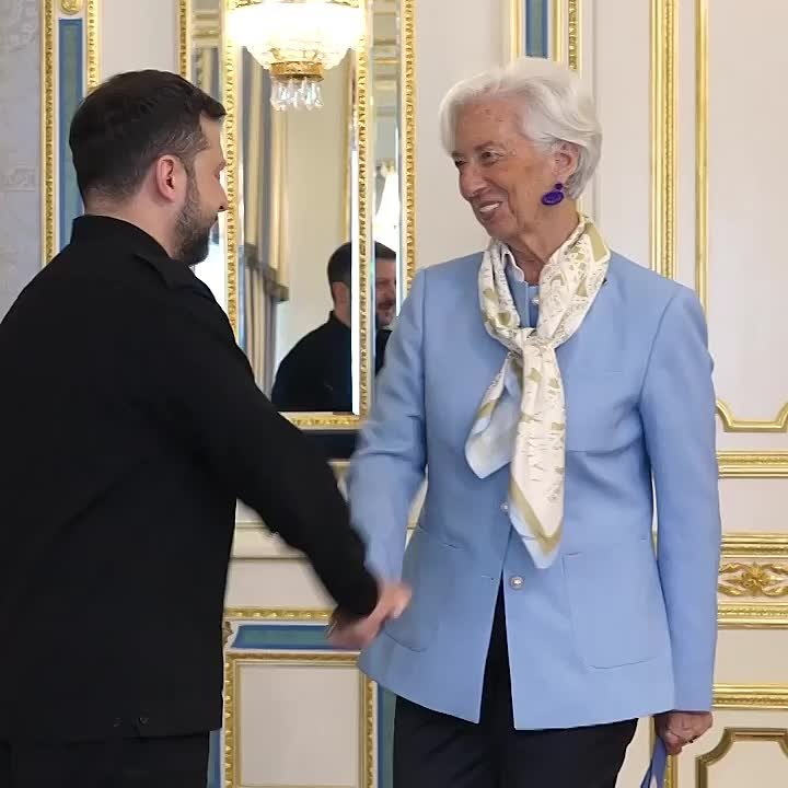 «Мадам Бестактность» – всё