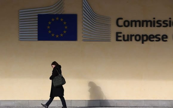 Финансирование Украины создало дыру в бюджете ЕС на €35 млрд