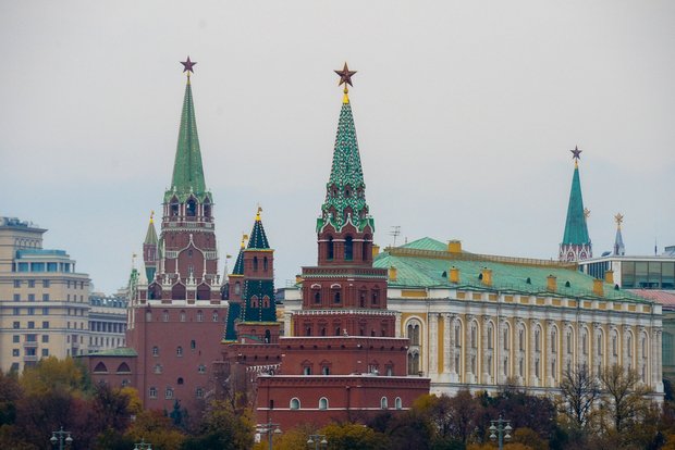 Политолог Силаев: Киев вряд ли пойдет на визиты чиновников в РФ по политическим вопросам
